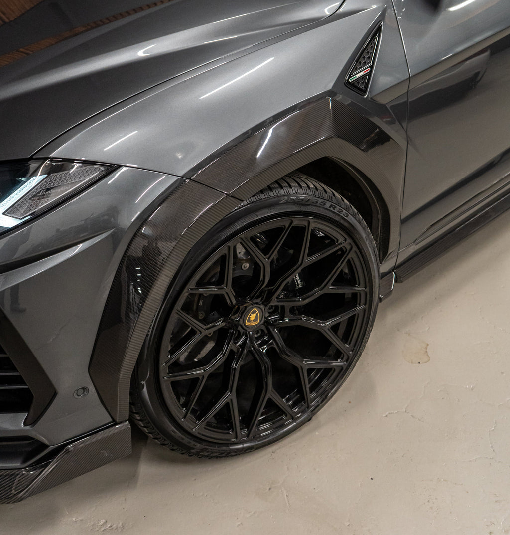 Lamborghini Urus Carbon Kotflügelverbreiterungen - CT Design