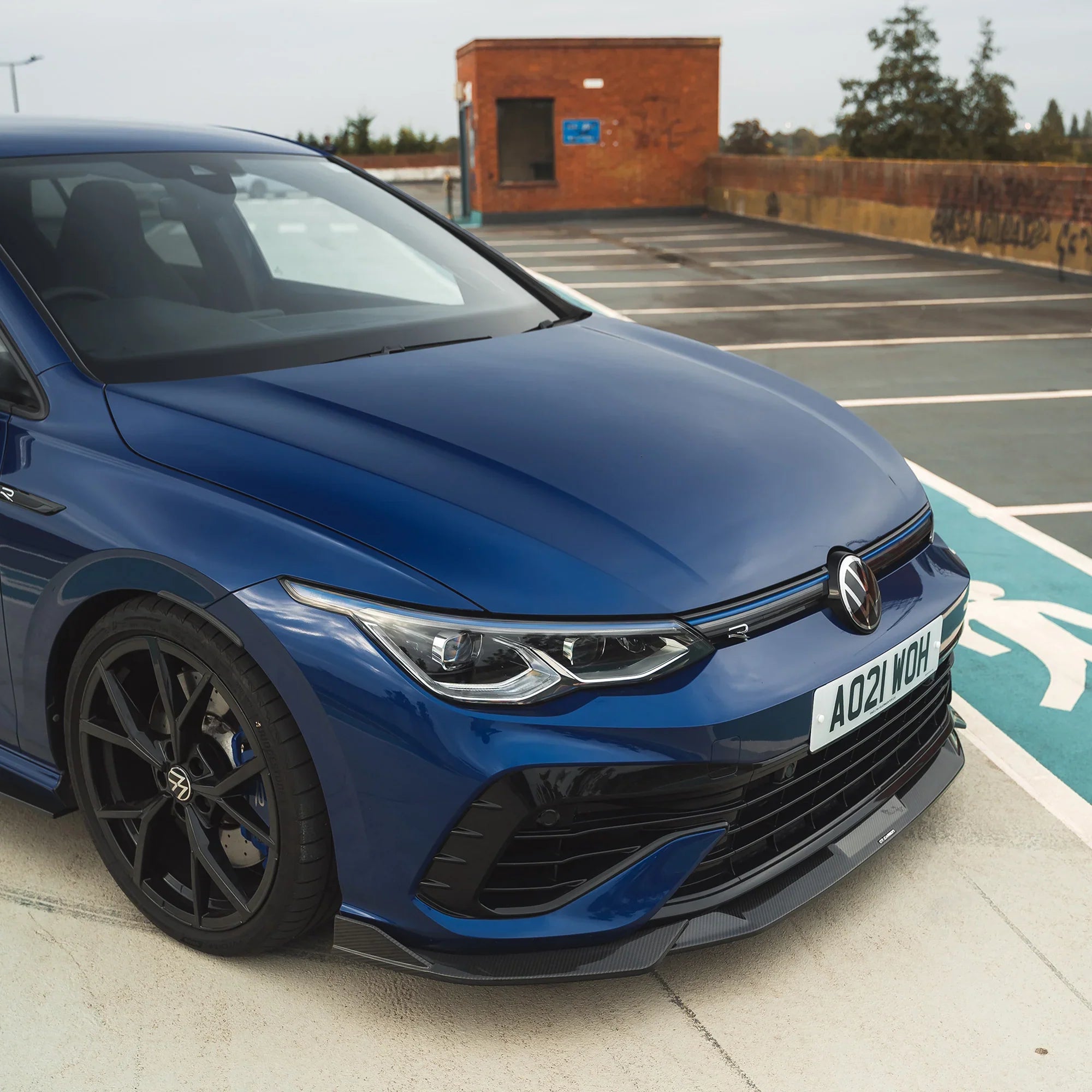 VW GOLF 8R Carbon Frontlippe - CT Design | DTC Gutachten