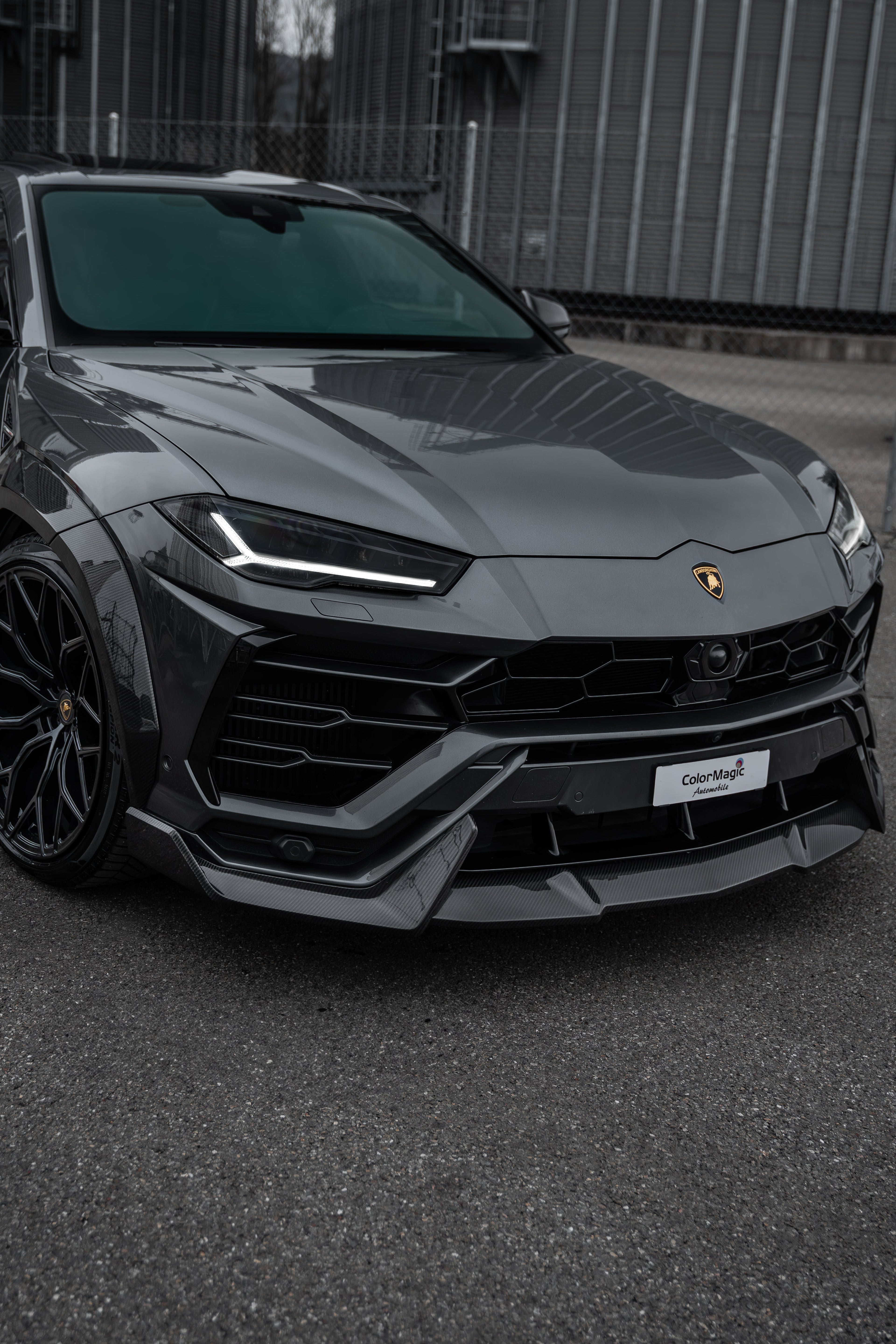 Lamborghini Urus Carbon Frontlippe - CT Design | DTC Gutachten