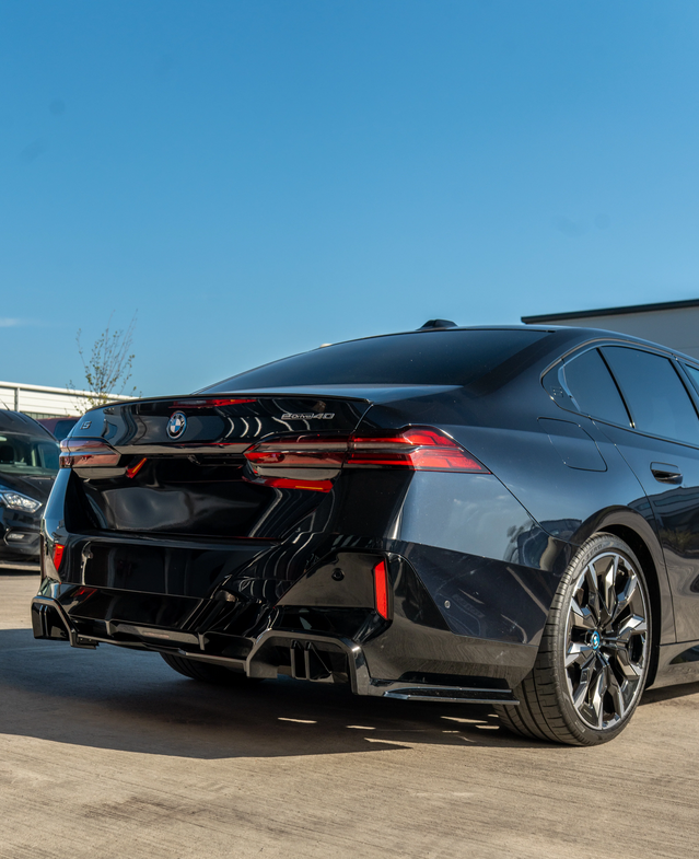 BMW 5er G60 & I5 Heckdiffusor schwarzglanz - CT Design