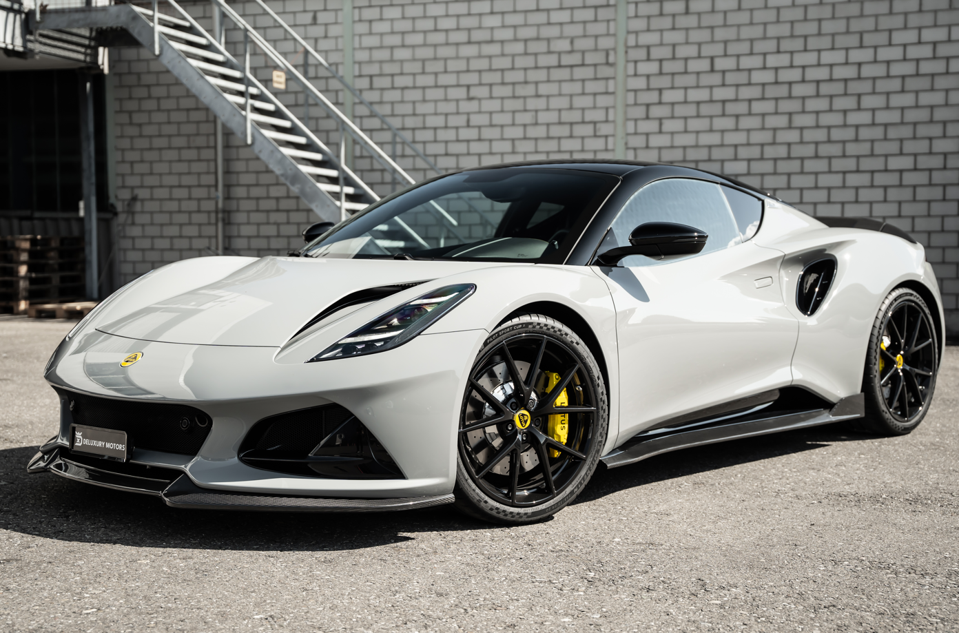 Lotus Emira Carbon Kit | DTC Gutachten